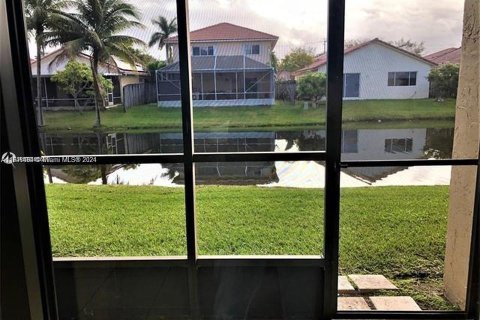 Condo in Weston, Florida, 2 bedrooms  № 1635576 - photo 2