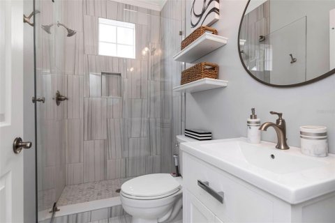 Townhouse in Tampa, Florida 3 bedrooms, 144.28 sq.m. № 2151533 - photo 30