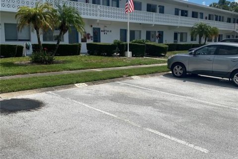 Condo in Seminole, Florida, 1 bedroom  № 2367161