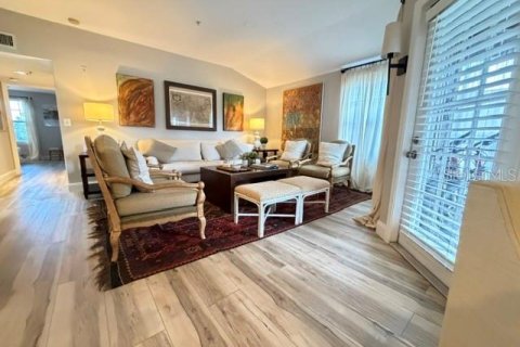 Condo in Longwood, Florida, 2 bedrooms № 2105084 - photo 10