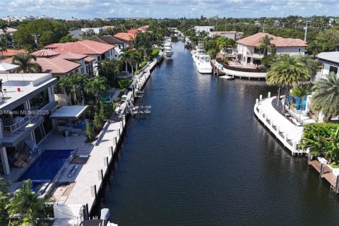 Купить земельный участок в Лайтхаус-Пойнт, Флорида № 1952308 - фото 10