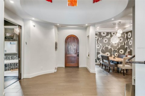 Casa en venta en Winter Park, Florida, 4 dormitorios, 452.9 m2 № 1449327 - foto 2