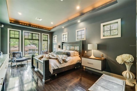 Casa en venta en Winter Park, Florida, 4 dormitorios, 452.9 m2 № 1449327 - foto 16