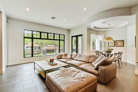 Casa en venta en Winter Park, Florida, 4 dormitorios, 452.9 m2 № 1449327 - foto 11