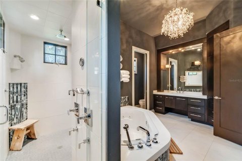 Casa en venta en Winter Park, Florida, 4 dormitorios, 452.9 m2 № 1449327 - foto 21
