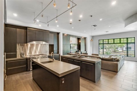 Casa en venta en Winter Park, Florida, 4 dormitorios, 452.9 m2 № 1449327 - foto 8