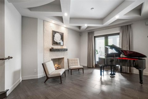 Casa en venta en Winter Park, Florida, 4 dormitorios, 452.9 m2 № 1449327 - foto 15