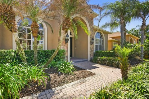House in Wesley Chapel, Florida 5 bedrooms, 361.48 sq.m. № 2115265 - photo 2