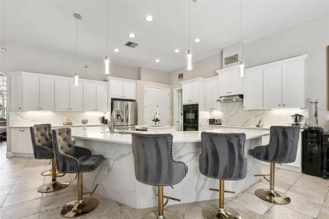 House in Wesley Chapel, Florida 5 bedrooms, 361.48 sq.m. № 2115265 - photo 7