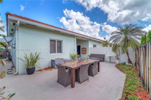 Villa ou maison à louer à Miami, Floride: 4 chambres, 158.68 m2 № 2171089 - photo 26