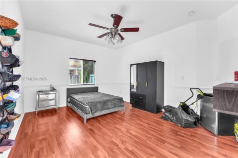 Villa ou maison à louer à Miami, Floride: 4 chambres, 158.68 m2 № 2171089 - photo 22