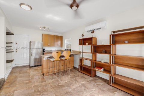 Купить коммерческую недвижимость в Майами, Флорида 138.52м2, № 2030784 - фото 23