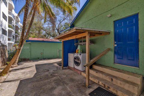 Купить коммерческую недвижимость в Майами, Флорида 138.52м2, № 2030784 - фото 21