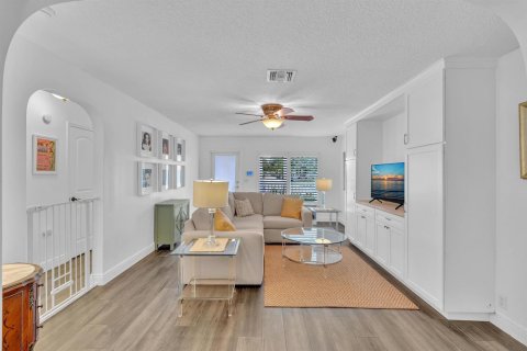 Villa ou maison à vendre à Fort Lauderdale, Floride: 2 chambres, 145.3 m2 № 2439256 - photo 9
