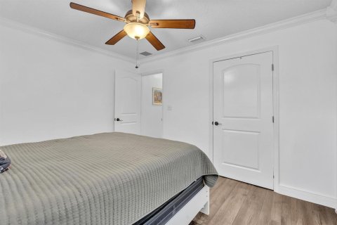 Villa ou maison à vendre à Fort Lauderdale, Floride: 2 chambres, 145.3 m2 № 2439256 - photo 21