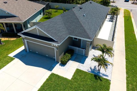 Villa ou maison à vendre à Tarpon Springs, Floride: 3 chambres, 159.98 m2 № 2226368 - photo 2