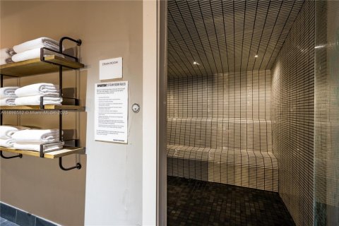 Condo in Miami Beach, Florida  № 1950086 - photo 23