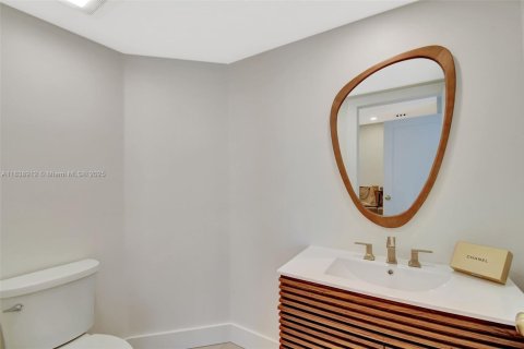 Condominio en venta en Aventura, Florida, 2 dormitorios, 149.57 m2 № 2246906 - foto 21