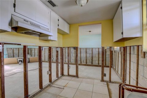 Condominio en venta en Port Richey, Florida, 2 dormitorios, 66.89 m2 № 1716578 - foto 16