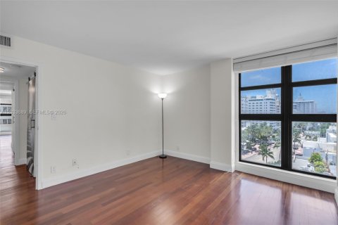Condominio en alquiler en Miami Beach, Florida, 2 dormitorios, 108.51 m2 № 2078014 - foto 21