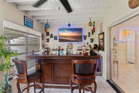 House in Pompano Beach, Florida 2 bedrooms, 128.39 sq.m. № 2083957 - photo 17