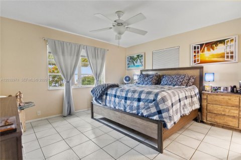 House in Pompano Beach, Florida 2 bedrooms, 128.39 sq.m. № 2083957 - photo 26