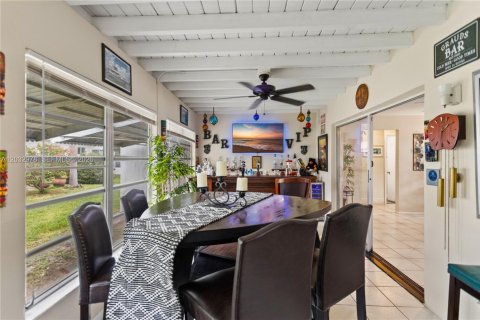 House in Pompano Beach, Florida 2 bedrooms, 128.39 sq.m. № 2083957 - photo 15