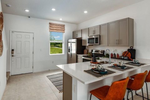 Touwnhouse à vendre à Sarasota, Floride: 2 chambres, 113.25 m2 № 2238411 - photo 6