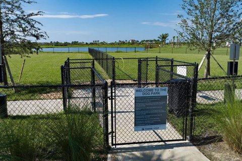 Touwnhouse à vendre à Sarasota, Floride: 2 chambres, 113.25 m2 № 2238411 - photo 23