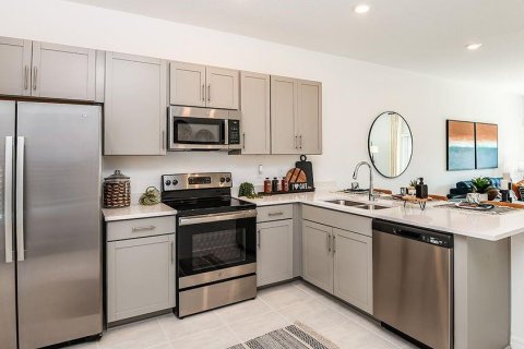 Touwnhouse à vendre à Sarasota, Floride: 2 chambres, 113.25 m2 № 2238411 - photo 2