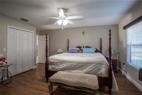 Villa ou maison à vendre à Tavares, Floride: 2 chambres, 130.9 m2 № 2413660 - photo 18