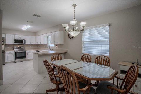 Villa ou maison à vendre à Tavares, Floride: 2 chambres, 130.9 m2 № 2413660 - photo 26