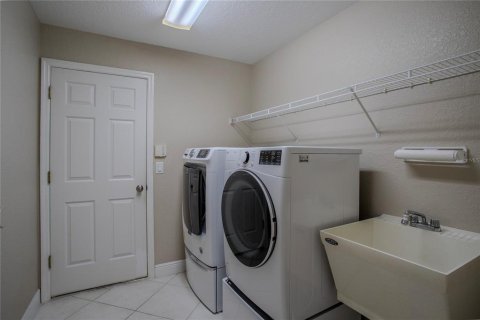 Villa ou maison à vendre à Tavares, Floride: 2 chambres, 130.9 m2 № 2413660 - photo 15