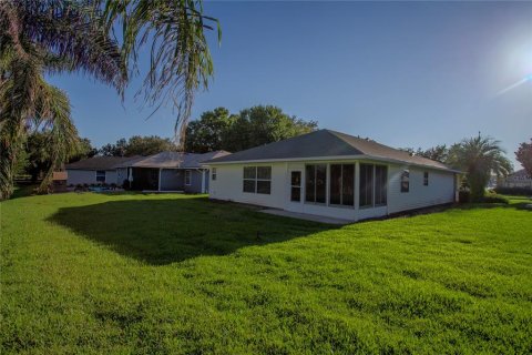 Villa ou maison à vendre à Tavares, Floride: 2 chambres, 130.9 m2 № 2413660 - photo 5