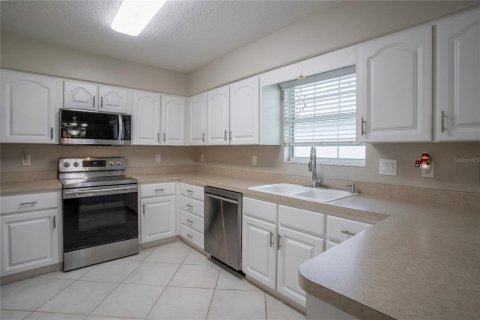 Villa ou maison à vendre à Tavares, Floride: 2 chambres, 130.9 m2 № 2413660 - photo 28