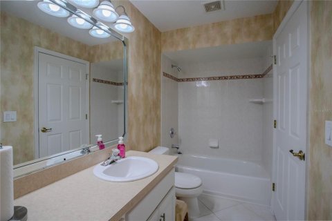 Villa ou maison à vendre à Tavares, Floride: 2 chambres, 130.9 m2 № 2413660 - photo 16