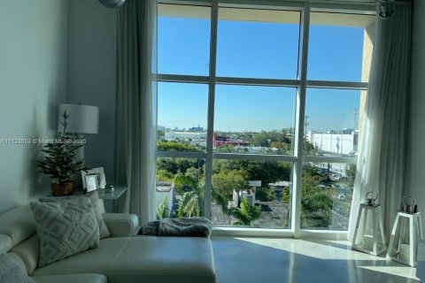 Condominio en venta en Miami, Florida, 1 dormitorio, 73.76 m2 № 1788399 - foto 5