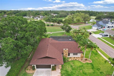 House in Oldsmar, Florida 4 bedrooms, 215.35 sq.m. № 2201257 - photo 5