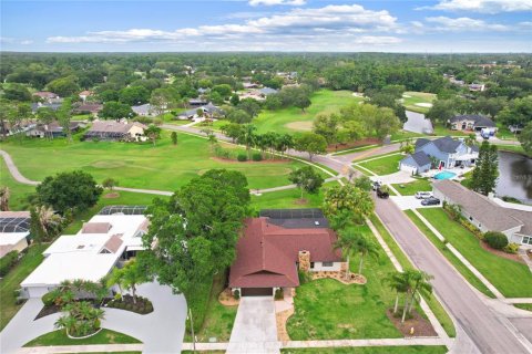 House in Oldsmar, Florida 4 bedrooms, 215.35 sq.m. № 2201257 - photo 6
