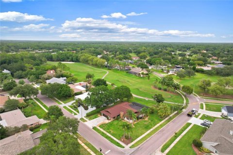 House in Oldsmar, Florida 4 bedrooms, 215.35 sq.m. № 2201257 - photo 7