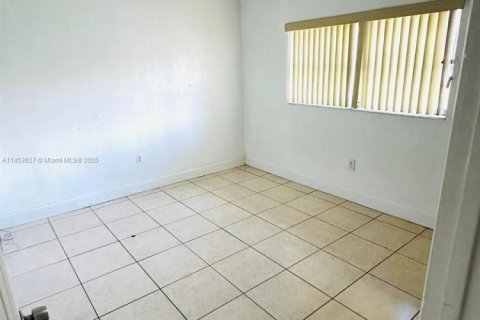 Apartment in Miami, Florida 3 bedrooms, 97.92 sq.m. № 1871849 - photo 8