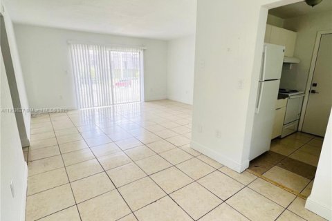 Apartment in Miami, Florida 3 bedrooms, 97.92 sq.m. № 1871849 - photo 23