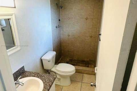 Apartment in Miami, Florida 3 bedrooms, 97.92 sq.m. № 1871849 - photo 7