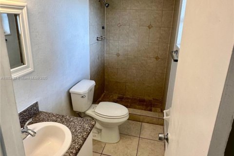 Apartment in Miami, Florida 3 bedrooms, 97.92 sq.m. № 1871849 - photo 15