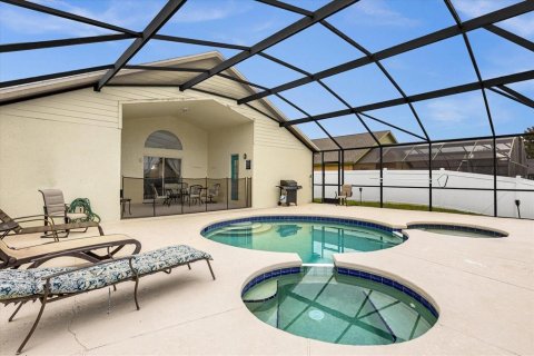 Villa ou maison à vendre à Kissimmee, Floride: 5 chambres, 198.44 m2 № 1724161 - photo 20