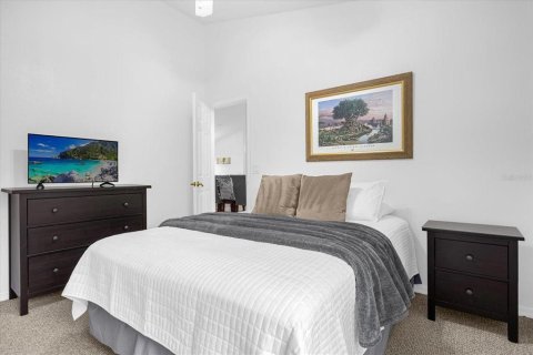 Villa ou maison à vendre à Kissimmee, Floride: 5 chambres, 198.44 m2 № 1724161 - photo 8