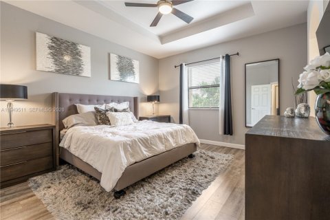 Купить таунхаус в Хомстед, Флорида 3 спальни, 162.95м2, № 2005663 - фото 18