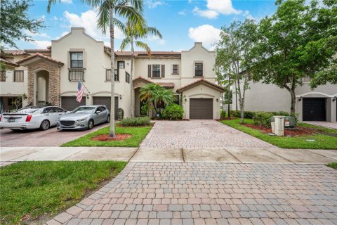 Купить таунхаус в Хомстед, Флорида 3 спальни, 162.95м2, № 2005663 - фото 29