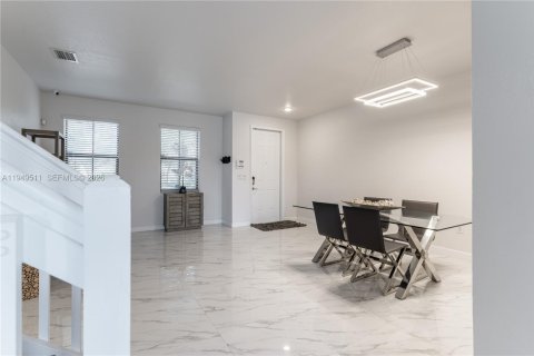 Купить таунхаус в Хомстед, Флорида 3 спальни, 162.95м2, № 2005663 - фото 6