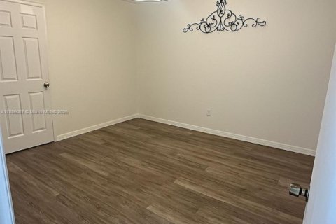 Купить кондоминиум в Майами, Флорида 1 спальня, 98.66м2, № 2012467 - фото 7